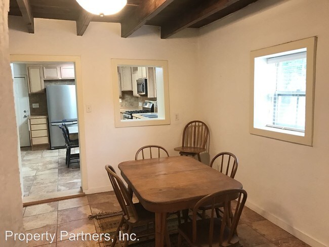 Foto del edificio - 2 br, 2 bath House - 10123 Edith Blvd NE