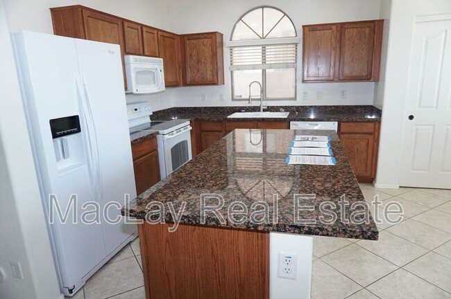 Building Photo - 4230 S Mariposa Dr