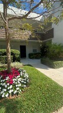 Building Photo - 4017 N Cypress Dr