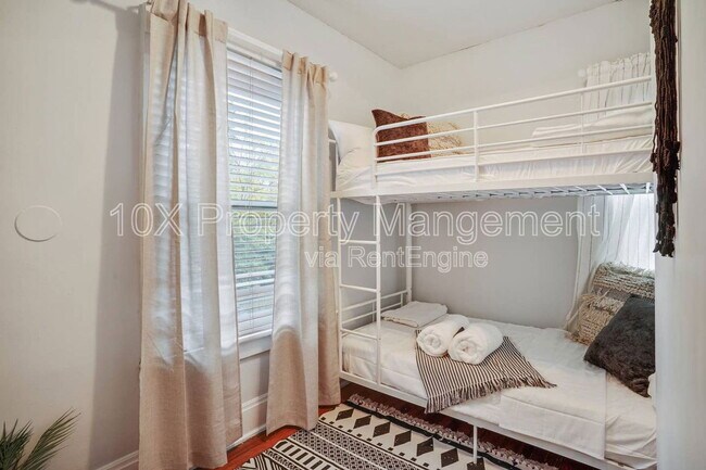 Foto del edificio - 1351 N 5th St