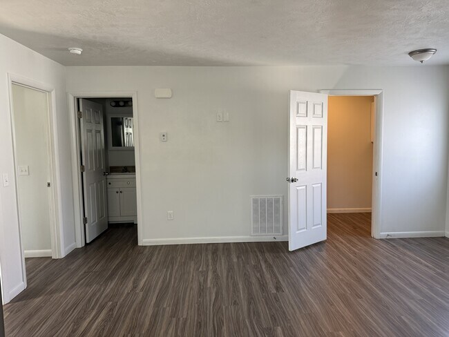 Foto del edificio - 610 N Absaroka St