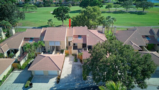 Foto del edificio - 293 Old Meadow Way