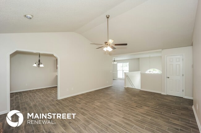 Building Photo - 209 Bethnal Way