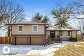 Foto principal - 120 SW Gladstone Dr