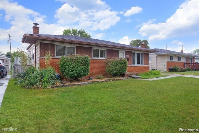 Foto del edificio - 3 br, 2 bath House - 13467 Charlotte Avenue
