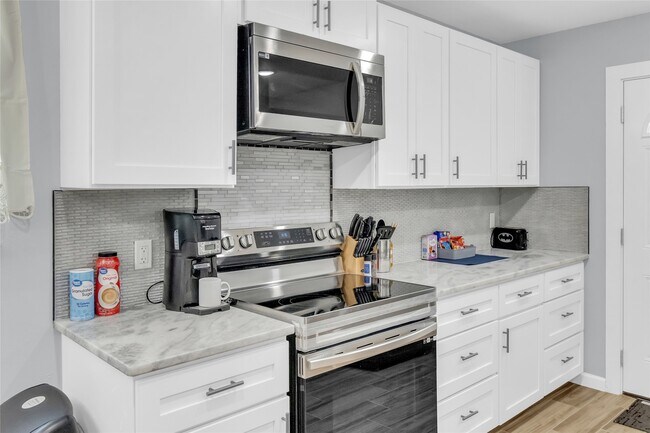 Foto del edificio - 5815 Schevers St