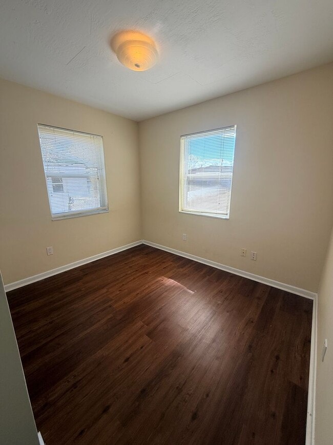 Building Photo - Cute and cozy. Deltona Fl. Call Sheila Campbell