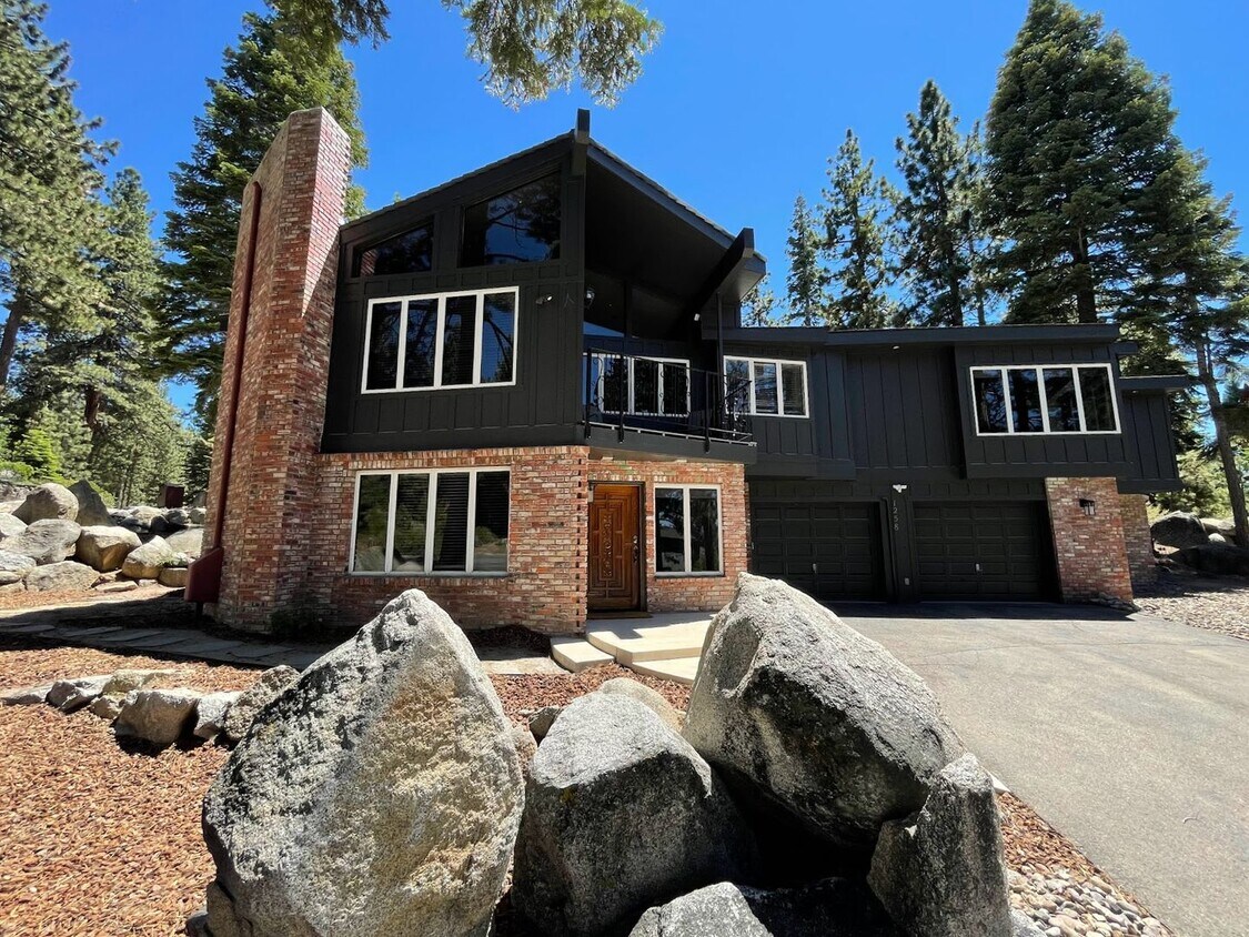 Primary Photo - Beautiful, Fully Furnished Lake Tahoe Home...