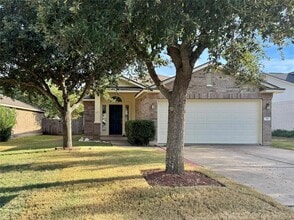 Building Photo - 916 Gentry Dr