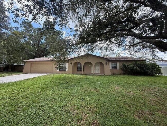 Building Photo - 6619 Jennifer Dr