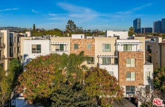 Building Photo - 1430 S Beverly Glen Blvd