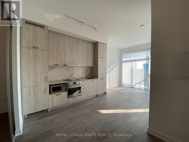 Photo du bâtiment - 10 Honeycrisp Cres