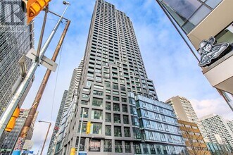 Building Photo - 20 Soudan Ave