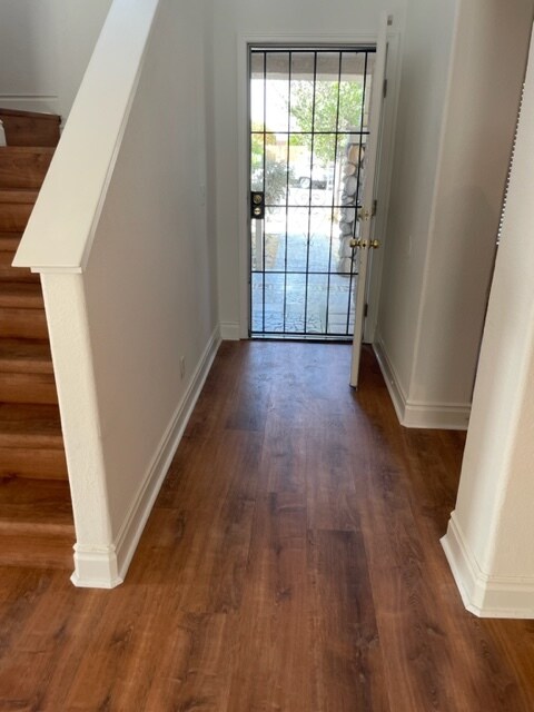 Foto del edificio - 774 Harlequin Ct