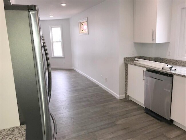 Foto del edificio - 65 Lowell St