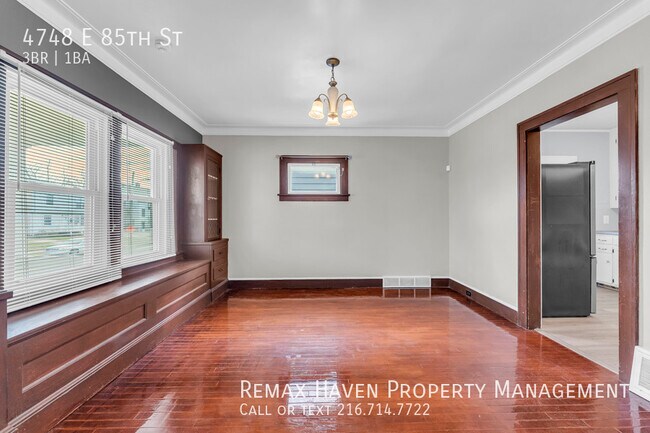 Foto del edificio - 4748 E 85th St