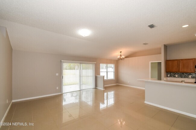 Foto del edificio - 11924 Rolling River Blvd