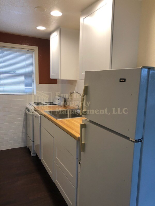 Foto del edificio - 2422 Portland St