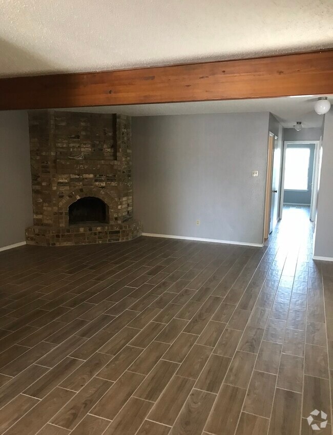 Building Photo - 4006 Peperport Dr