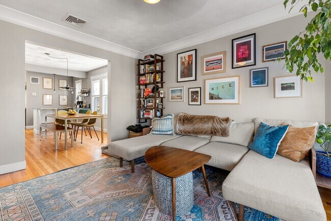 Building Photo - 24 Thelma Rd