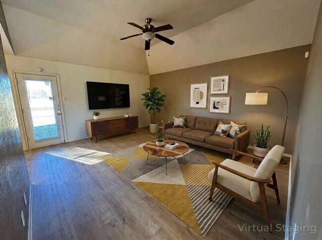 Foto del edificio - 3411 Warfield Dr