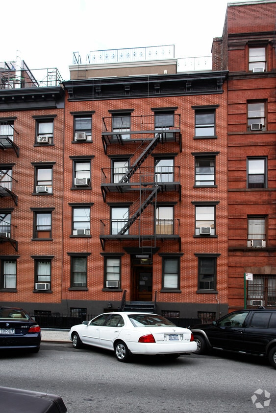 Building Photo - 248 W 20th St