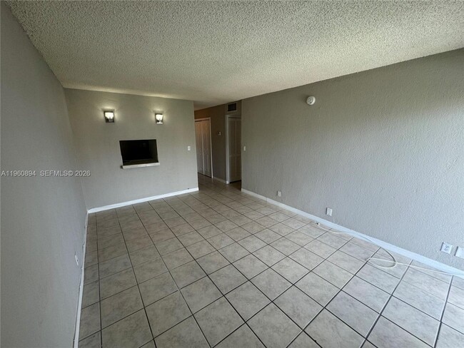 Foto del edificio - 801 NW 47th Ave