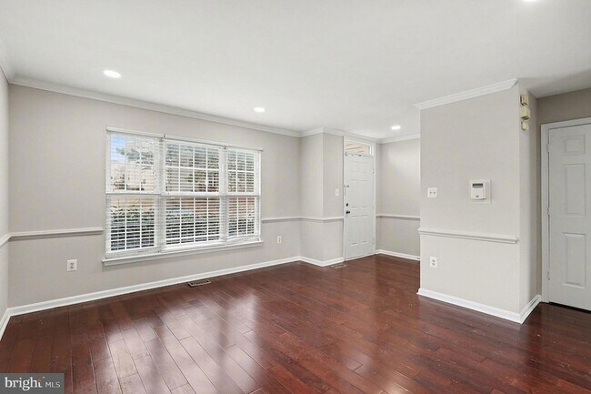 Foto del edificio - 2003 Paddle Boat Ln