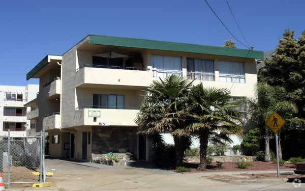 Primary Photo - 815 E 4th Ave