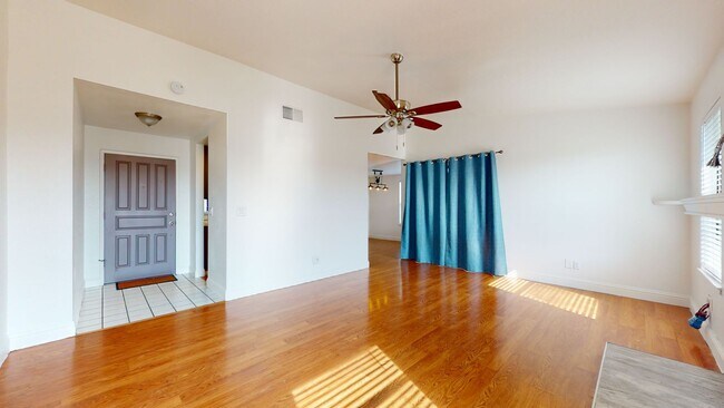 Building Photo - 1860 Chakkar Estates Dr