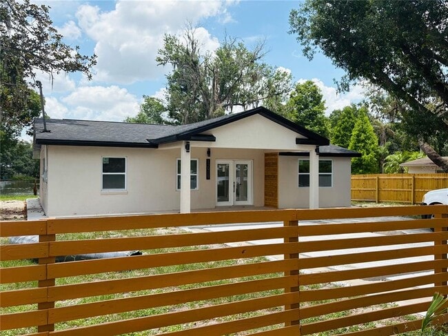 Building Photo - 12909 Forest Hills Dr