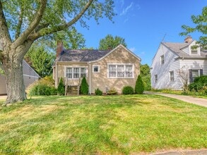 Building Photo - 570 Juneway Dr