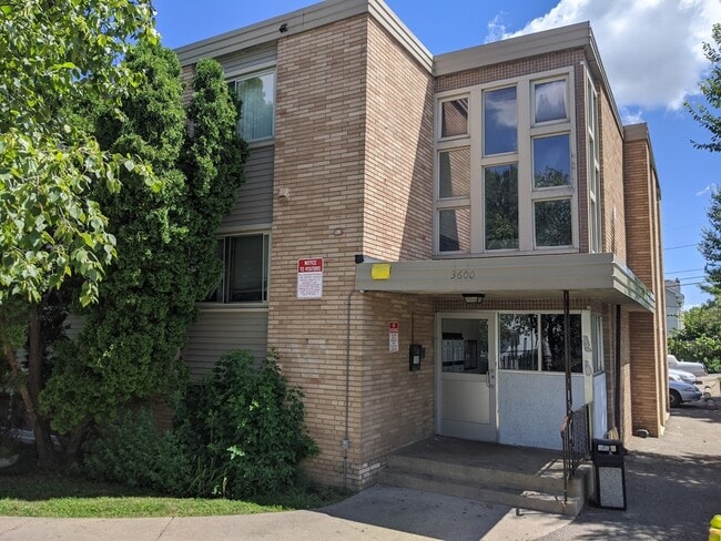 Building Photo - 3600 Fremont Ave N