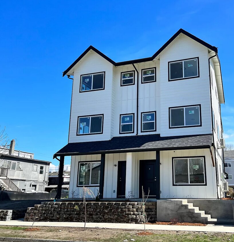 Foto principal - 611 S Anderson St