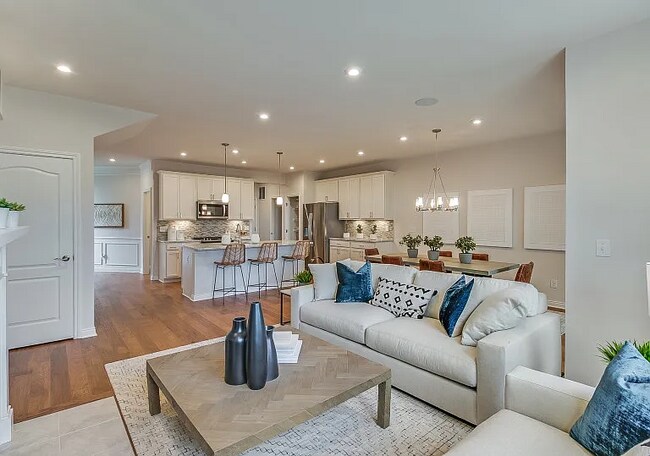 Foto del edificio - 421 Addison Cir