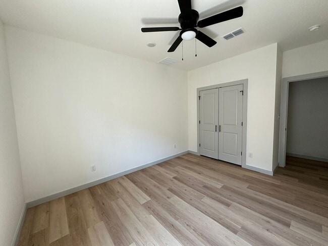 Building Photo - 2113 20th St