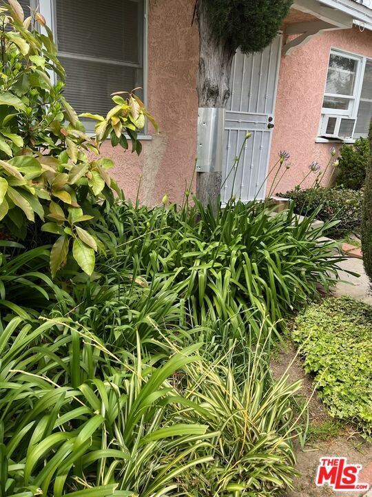 Foto del edificio - 3927 1/2 Sawtelle Blvd