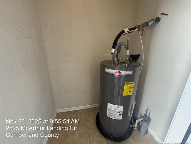 Foto del edificio - 2525 McArthur Landing Cir