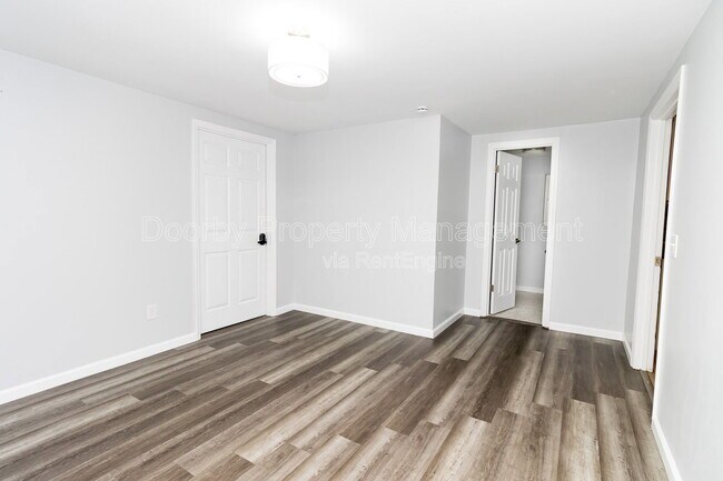 Foto del edificio - 1313 Timbercrest Ln