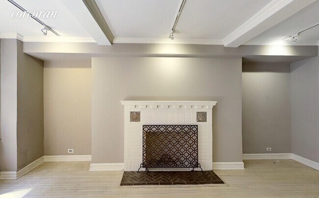 Foto del edificio - 102 E 22nd St