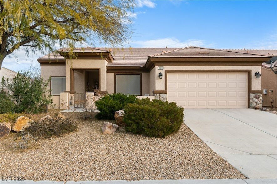 Foto principal - 3409 Lapwing Dr