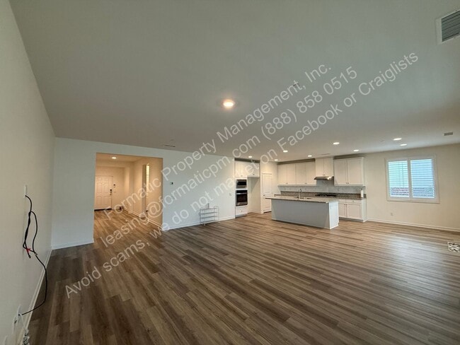Building Photo - 14011 Cosentino Wy