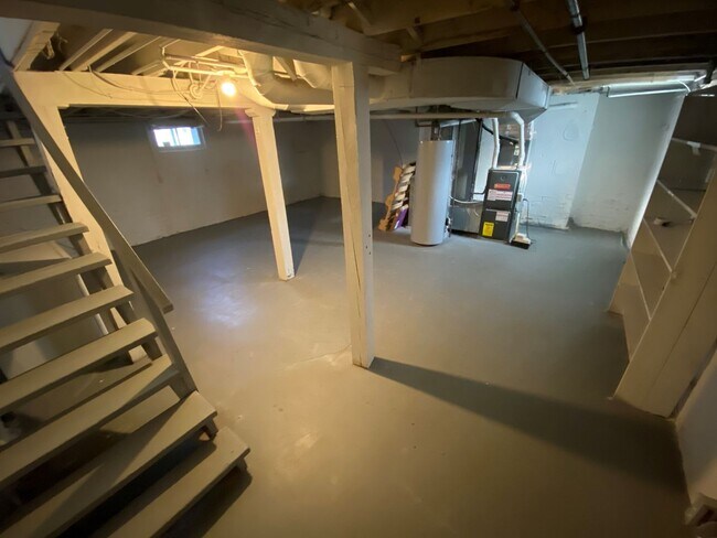 Building Photo - Spacious 3 Bedroom Townhome in Field Club