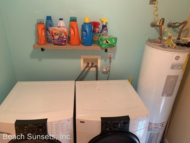 Foto del edificio - 3 br, 2 bath House - 184 Virgo Street
