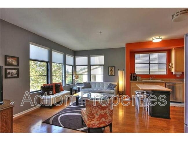 Building Photo - 800 N 8th St