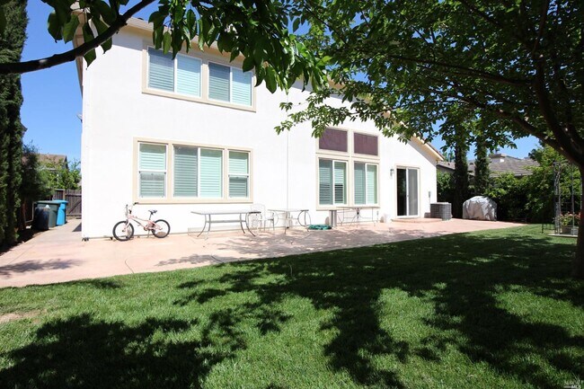 Building Photo - 1245 Bello Dr