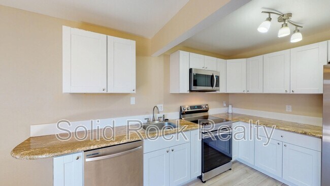 Foto del edificio - 5561 Dunbar Ct