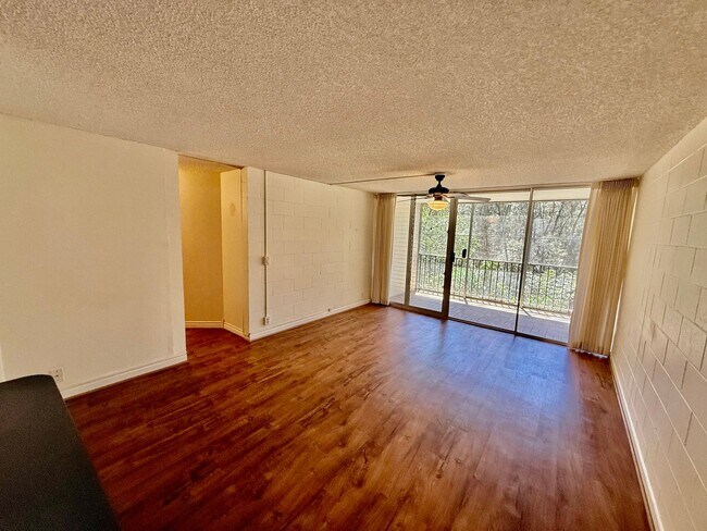Foto del edificio - Waikalani Woodlands 2BD/1BA/2PK