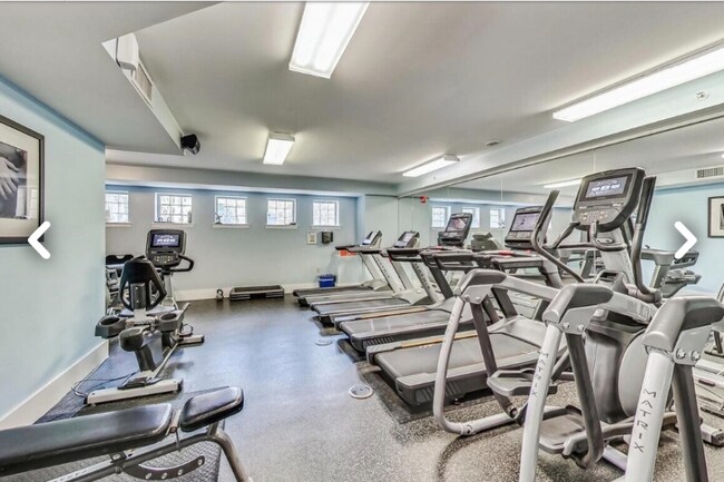 Foto del edificio - 555 Massachusetts Ave NW