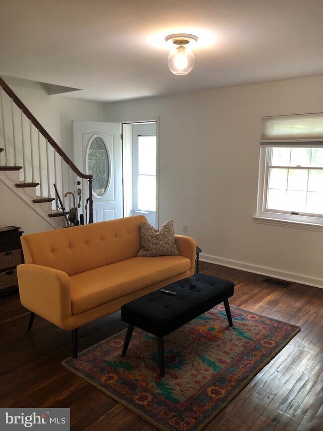 Foto del edificio - 653 Shoemaker Ln